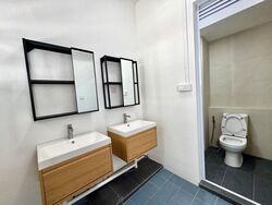 Lion Towers (D11), Apartment #569635911